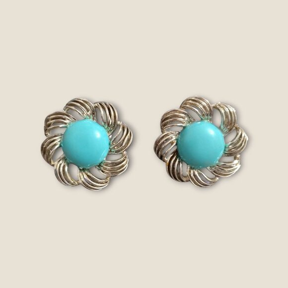 Vintage Other - Vintage Estate  Turquoise Colored & Silver-Tone Flower Cufflinks